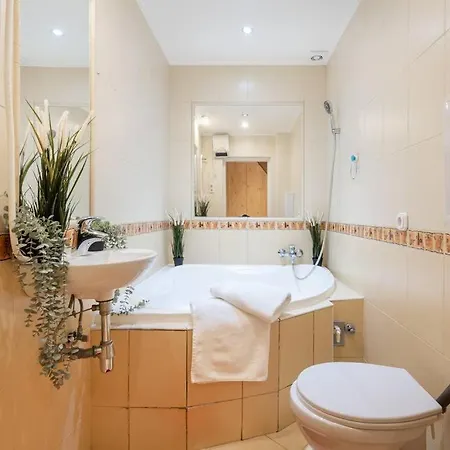 Apartmán Cozy 3 Bedrooms In 7st Districht Budapešť