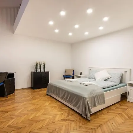 Apartmán Cozy 3 Bedrooms In 7st Districht Budapešť